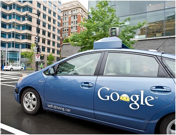 جوجل تعلن تحسين سياراتها ذاتية القيادة
