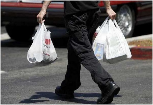 حظر استخدام الأكياس البلاستيكية في ولاية كاليفورنيا