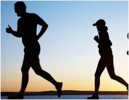 ممارسة رياضة الركض باعتدال يطيل العمر