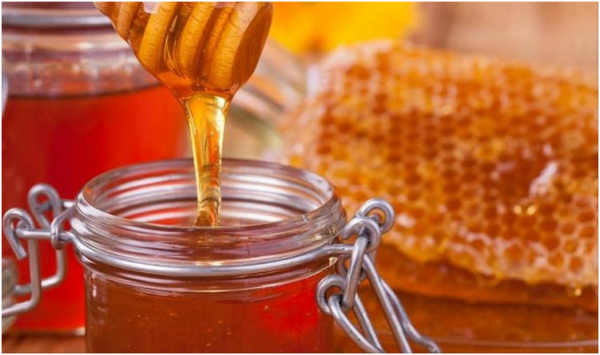 العسل يقتل الفطريات ويضمد الجروح