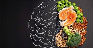 أطعمة قد تقوي الدماغ وتحميك من ألزهايمر