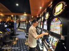 المقامرون مدمنون على الخسارة لا الربح
