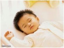 الأشهر الأربع الأولى ضرورة لتحديد نمط نوم الرضع