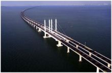 افتتاح اطول جسر في العالم بالصين