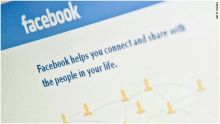 زوكربيرغ: لا محادثات استحواذ بين فيسبوك وأبل 