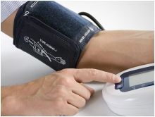 قياس ضغط الدم يومياً يحمي المسنين من آفات بالمخ