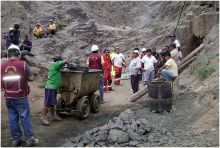 انهيار منجم في بيرو ومحاصرة 9 عمال