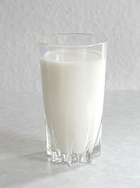 فيتامين خفي في الحليب.. يحقق نتائج صحية ملحوظة