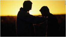 كيف تتجنب تأثير مجزرة "باتمان" في كولورادو على طفلك؟ كيف تتجنب تأثير مجزرة "باتمان" في كولورادو على طفلك؟