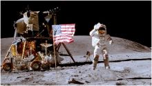 صور فضائية تظهر بقاء الأعلام التي زرعها رواد أبوللو على سطح القمر في مكانها