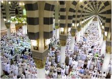 المسجد النبوي يستقبل 10 آلاف معتكف