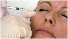 الإبر المستخدمة في علاجات التجميل تهدد بالإصابة بأمراض الدم