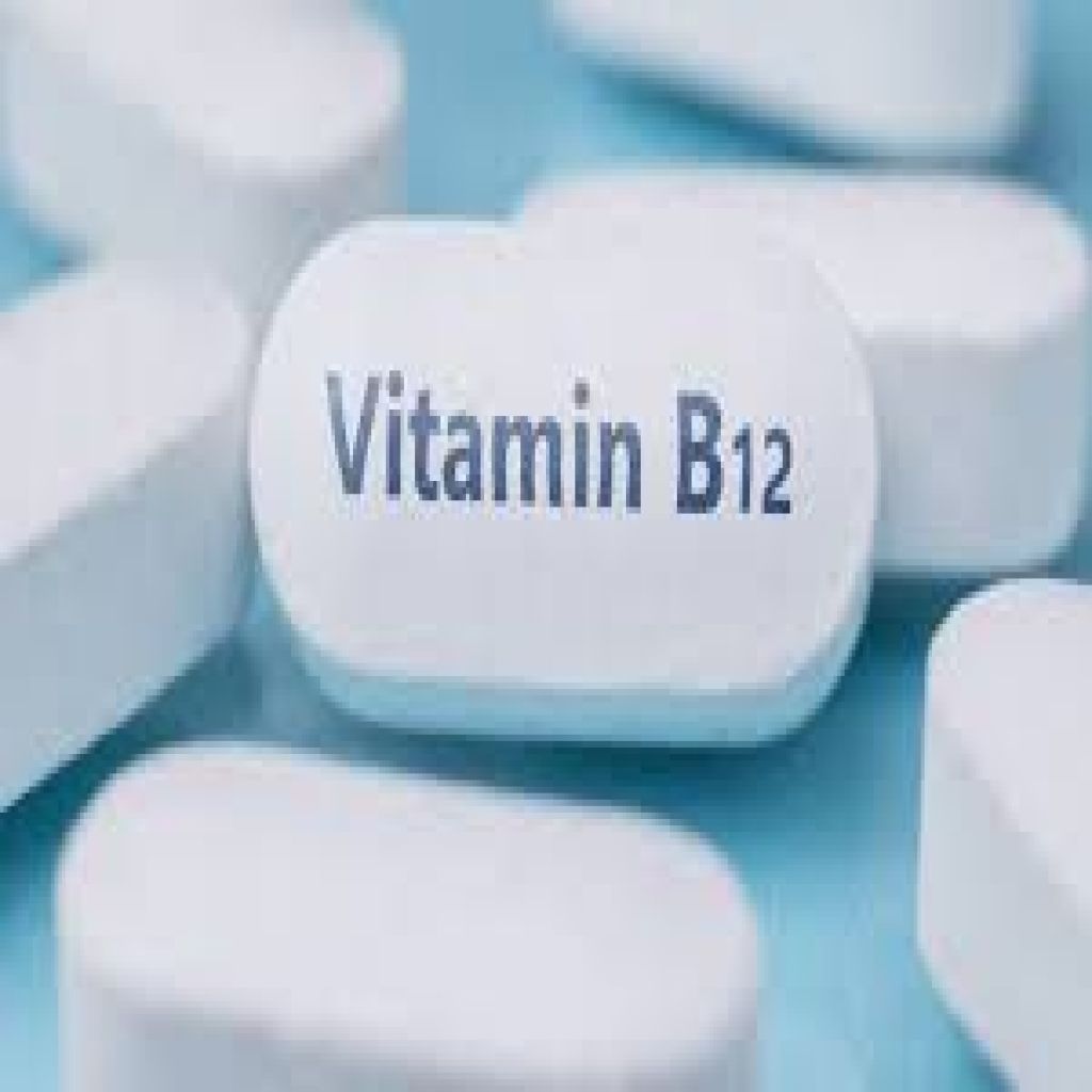 فيتامين بي 12 قد يقينا من مرض الألزهايمر