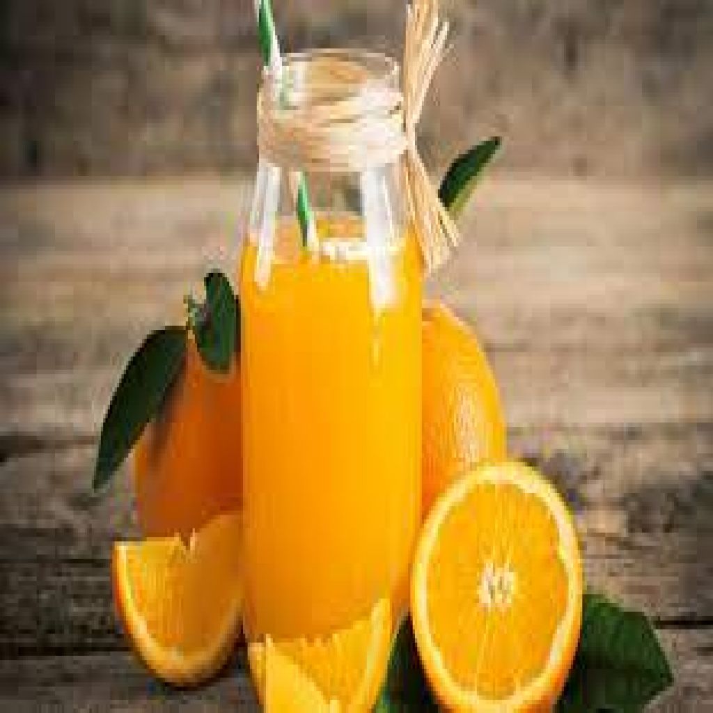 تناول عصير البرتقال الطازج مع وجبة الفطور قد يحميك من السكتة الدماغية